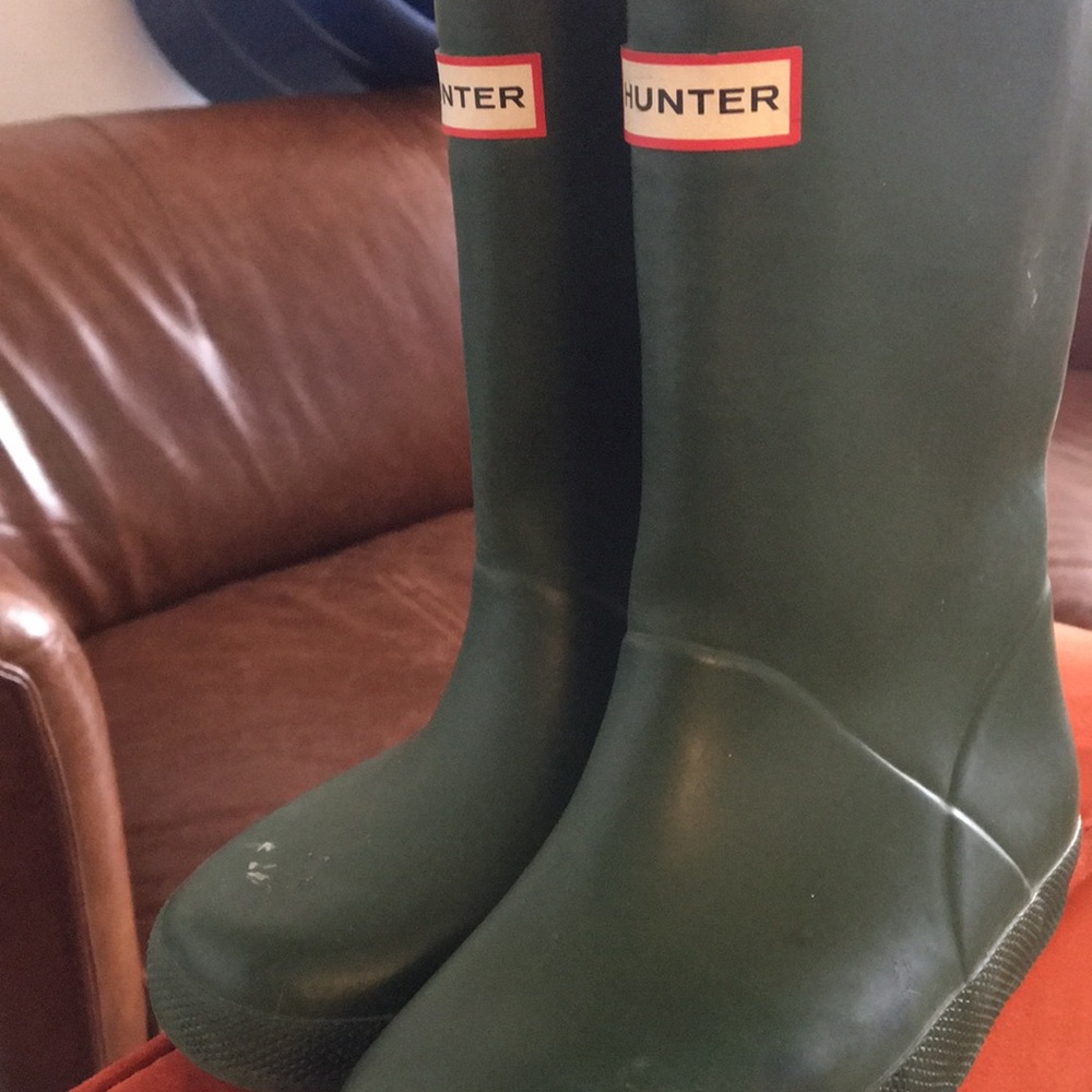 Hunter rain boots size 10 boys or girls